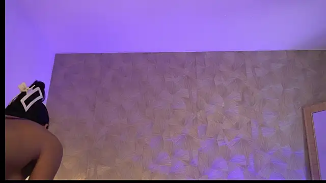 Chat +18 de KalaBeckett_ ao vivo