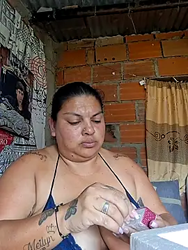 Czat XXX na żywo – Juli_Powl