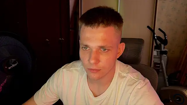 Nikclak Adlı Modelin Canlı XXX Sohbeti