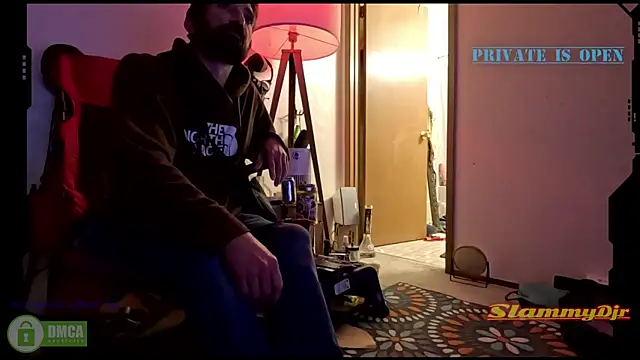 Chat XXX en directo de SlammyDjr