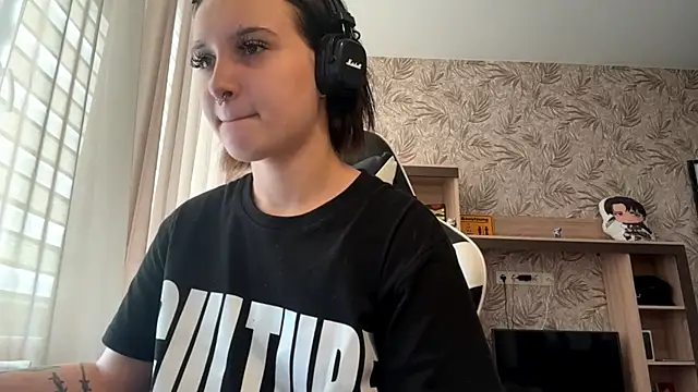 SharikaBabecki XXX чат на живо