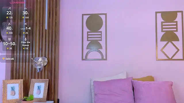 צ'אט XXX בשידור חי של JuliaaVega
