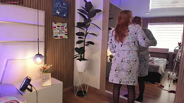צ'אט XXX בשידור חי של Lilit_doll