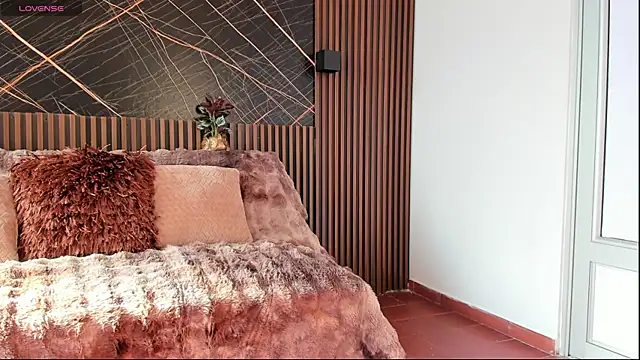 Holly_22 라이브 XXX 채팅