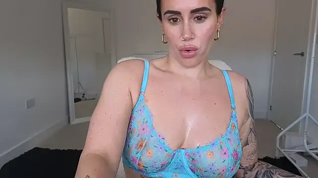 LibbyLoveHeartx Chat XXX in diretta