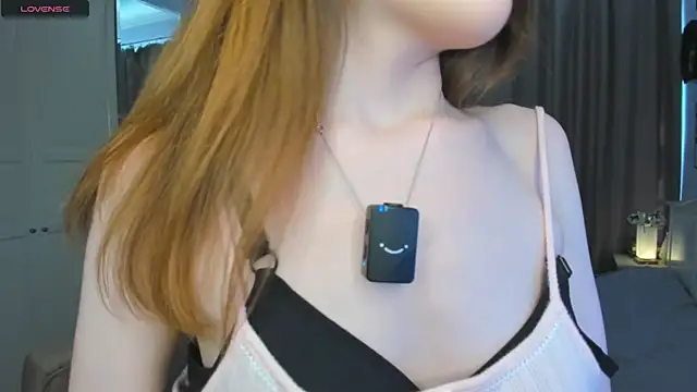 LavenderMitten – Live XXX-chat
