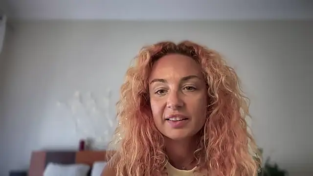 Reddgiirl Live XXX Chat