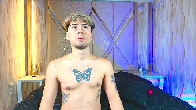Twinfire_zeus' Live XXX Chat