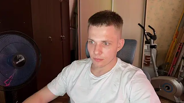 Nikclak Live XXX Chat