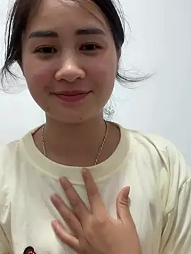 LittleSun_のライブXXXチャット