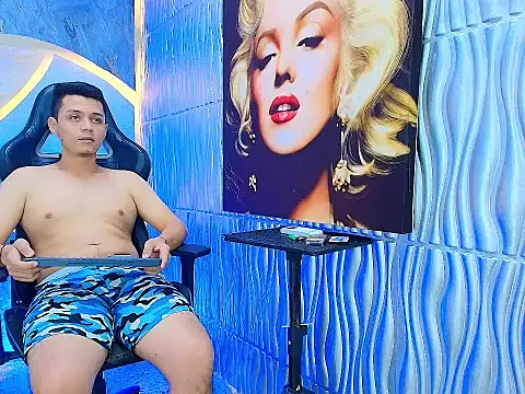 Benjamin_Alam Live XXX-chat