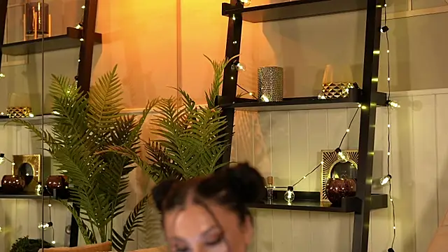 Chat XXX en directo de EllieJules