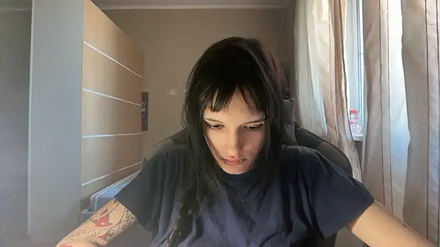 SebrinaMontelle's Live XXX Chat