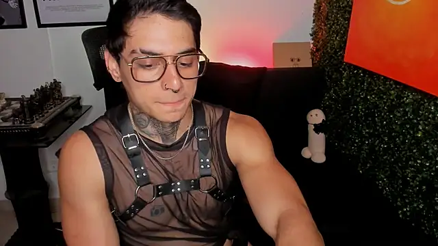 Živý XXX chat Simon_cortes