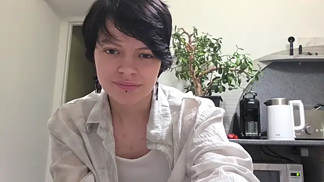 Lucysidle's Live XXX Chat