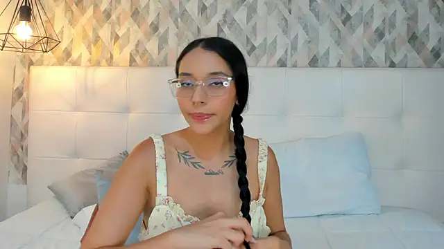Roseaurora Obrolan Langsung XXX