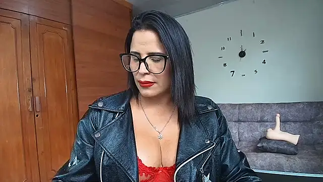 Majo_Soussa Adlı Modelin Canlı XXX Sohbeti