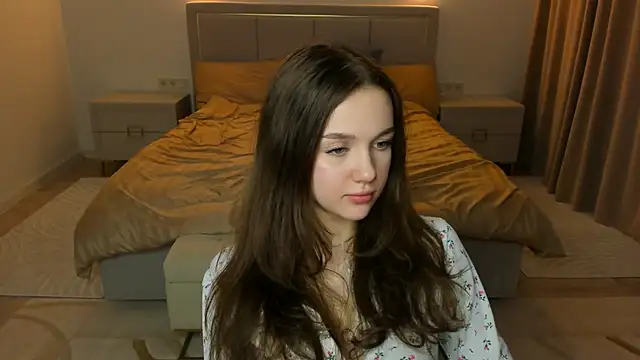 SharriSang XXX чат на живо