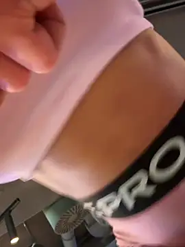 F3ckd0lllucy Chat XXX live
