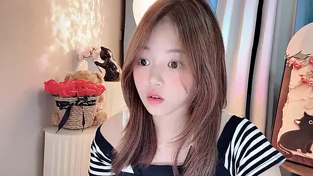 Yany520のライブXXXチャット
