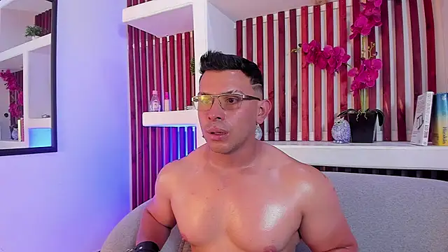 Chat +18 de angell_rodriguez ao vivo