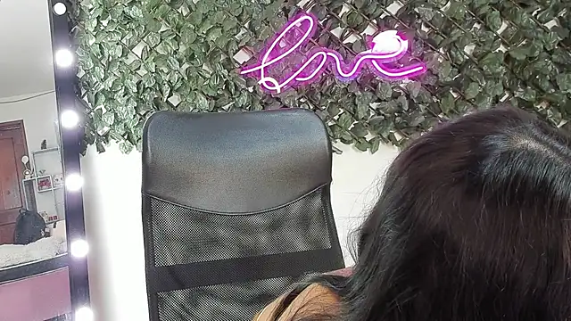 DestinyHills Live XXX Chat