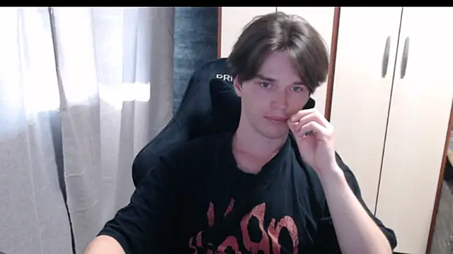 XXX chat uživo modela arthur___king