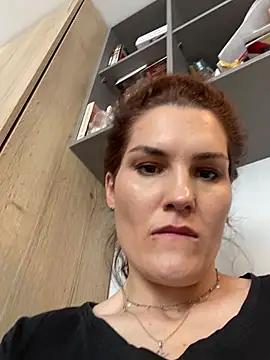 Ms-Lust1- Chat XXX live