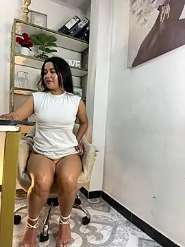 Chat XXX ao vivo de Nicooll_07