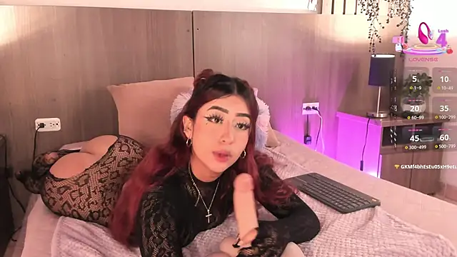 Violet_carson XXX чат на живо