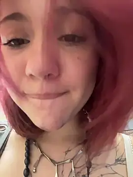 Lilly__Kiss élő XXX-chatje