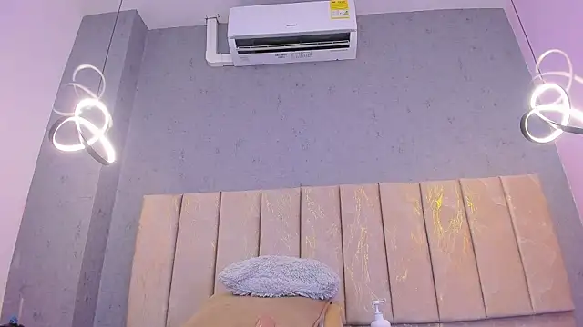 Tiffany_mendez Chat XXX in diretta