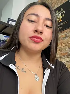 _Sarah-Office1 XXX чат на живо