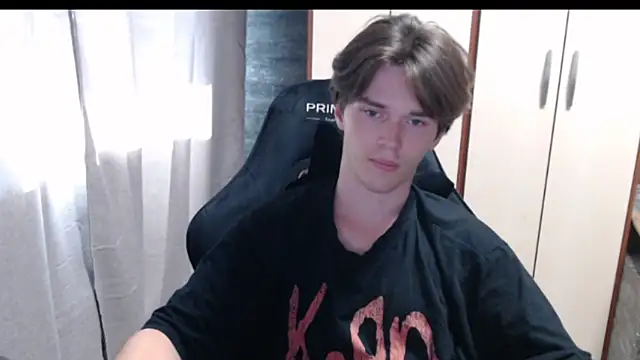 XXX chat uživo modela arthur___king