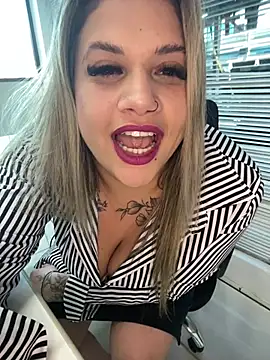 Chat +18 de kahreal ao vivo