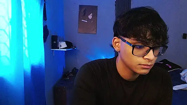 Mr_yisuzz 라이브 XXX 채팅