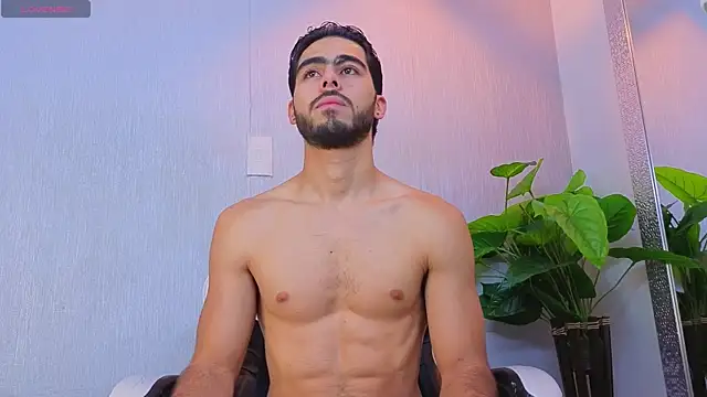 Markos_Miles Adlı Modelin Canlı XXX Sohbeti