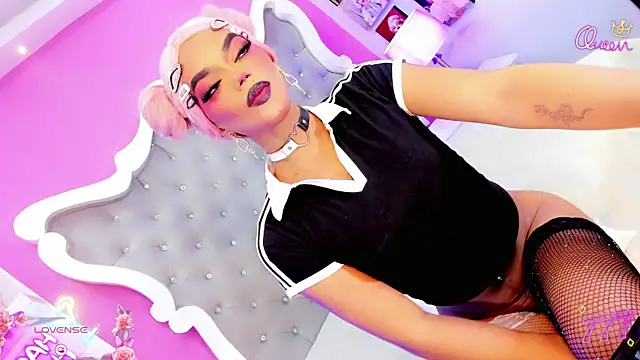 Diiva_Smiithn Live XXX chat