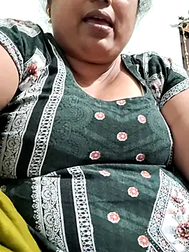 Hot_indian_Milf's Live XXX Chat