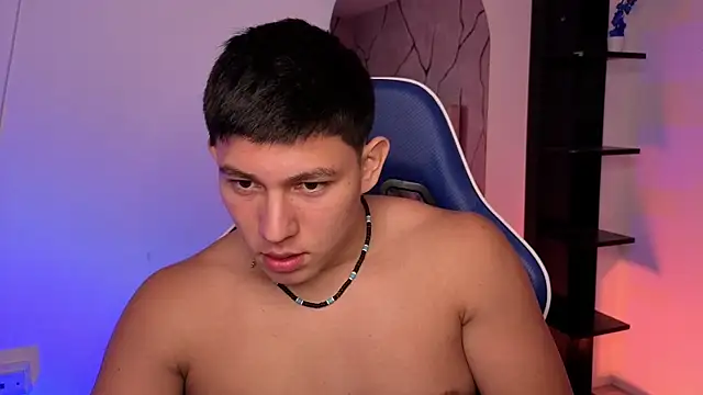 JamesCr_'s Live XXX Chat