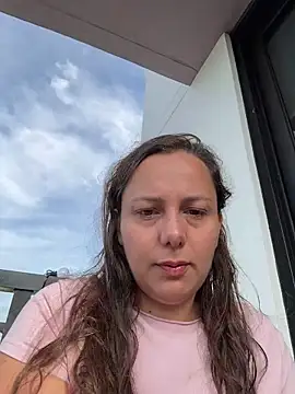 Chat XXX en directo de bellag825