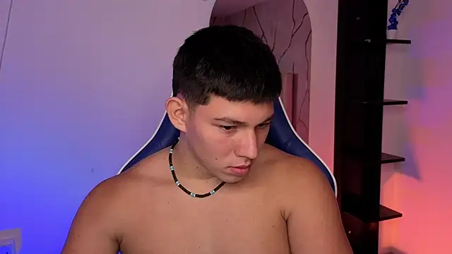 Živý XXX chat JamesCr_