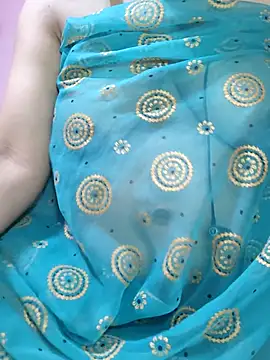 צ'אט XXX בשידור חי של IndianRima