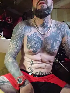 Chat XXX en directo de Beardedtattood