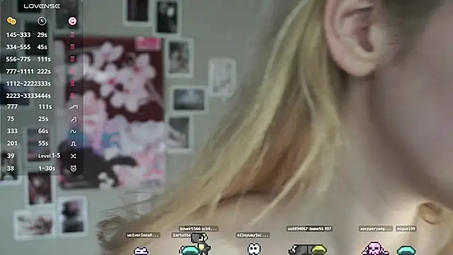 ElaineBerum's Live XXX Chat