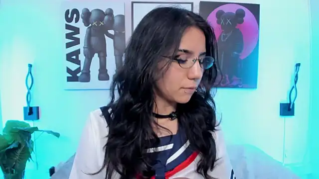 Czat XXX na żywo – HollyPeach