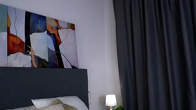 NelleMihalko's Live XXX Chat
