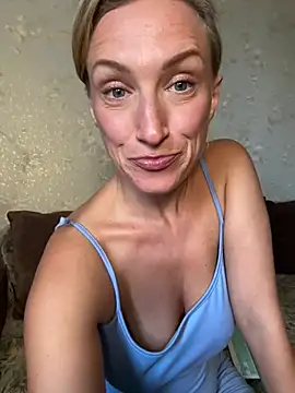 UmaTruewoman's Live XXX Chat