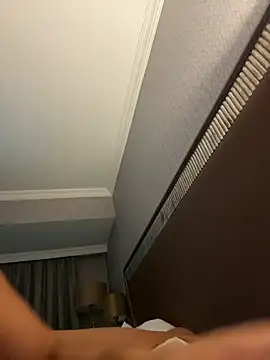 DarkDesin Adlı Modelin Canlı XXX Sohbeti