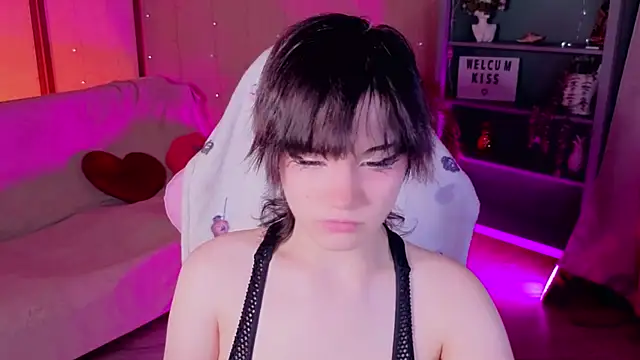 _Arlie_ Adlı Modelin Canlı XXX Sohbeti